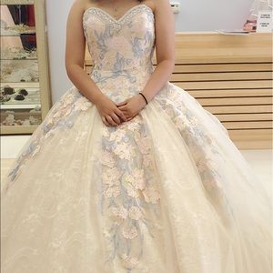 Meet your Posher, Sofia